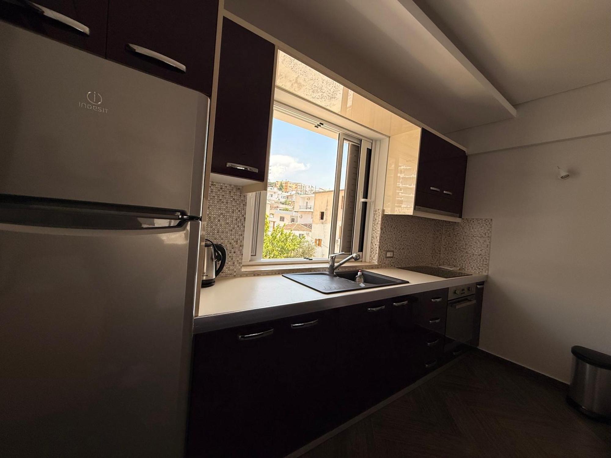 Apartment & Ardian-mandi Sarande-albania *